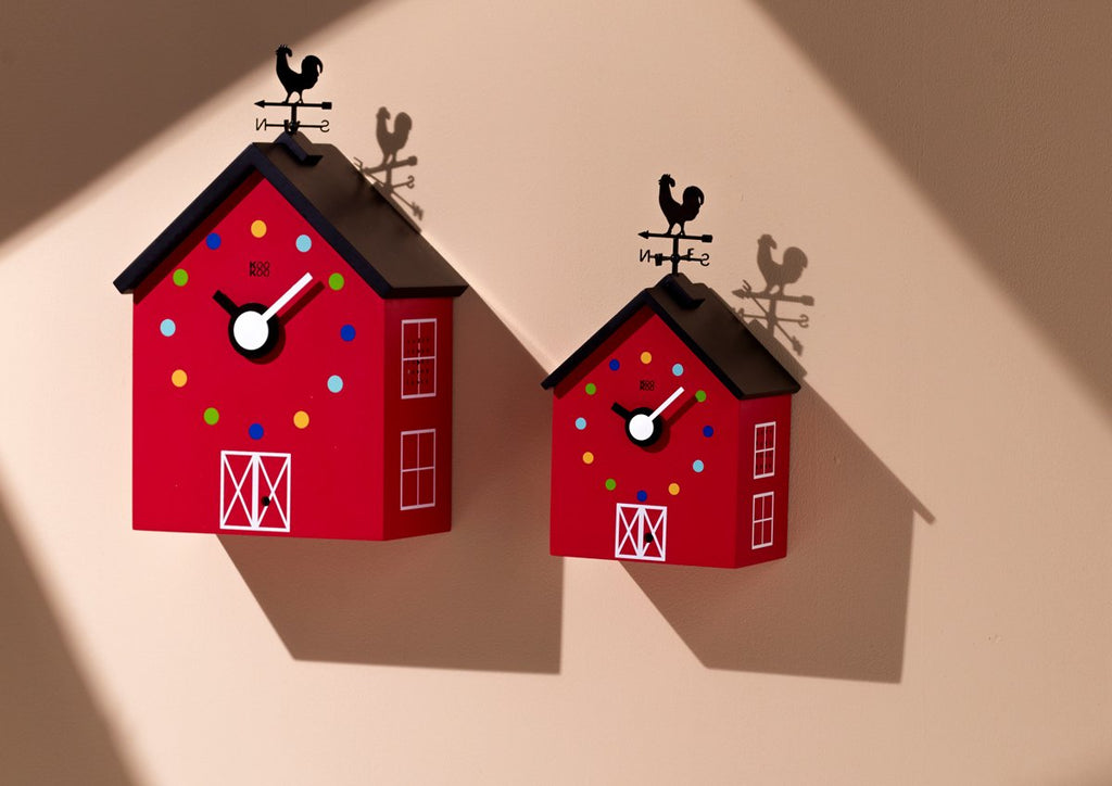 KOOKOO RedBarn, Uhr mit Quarzwerk, Wetterhahn und Tierstimmen (Deals: gut, wie neu)